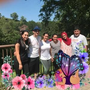 Meet your Posher, Hana